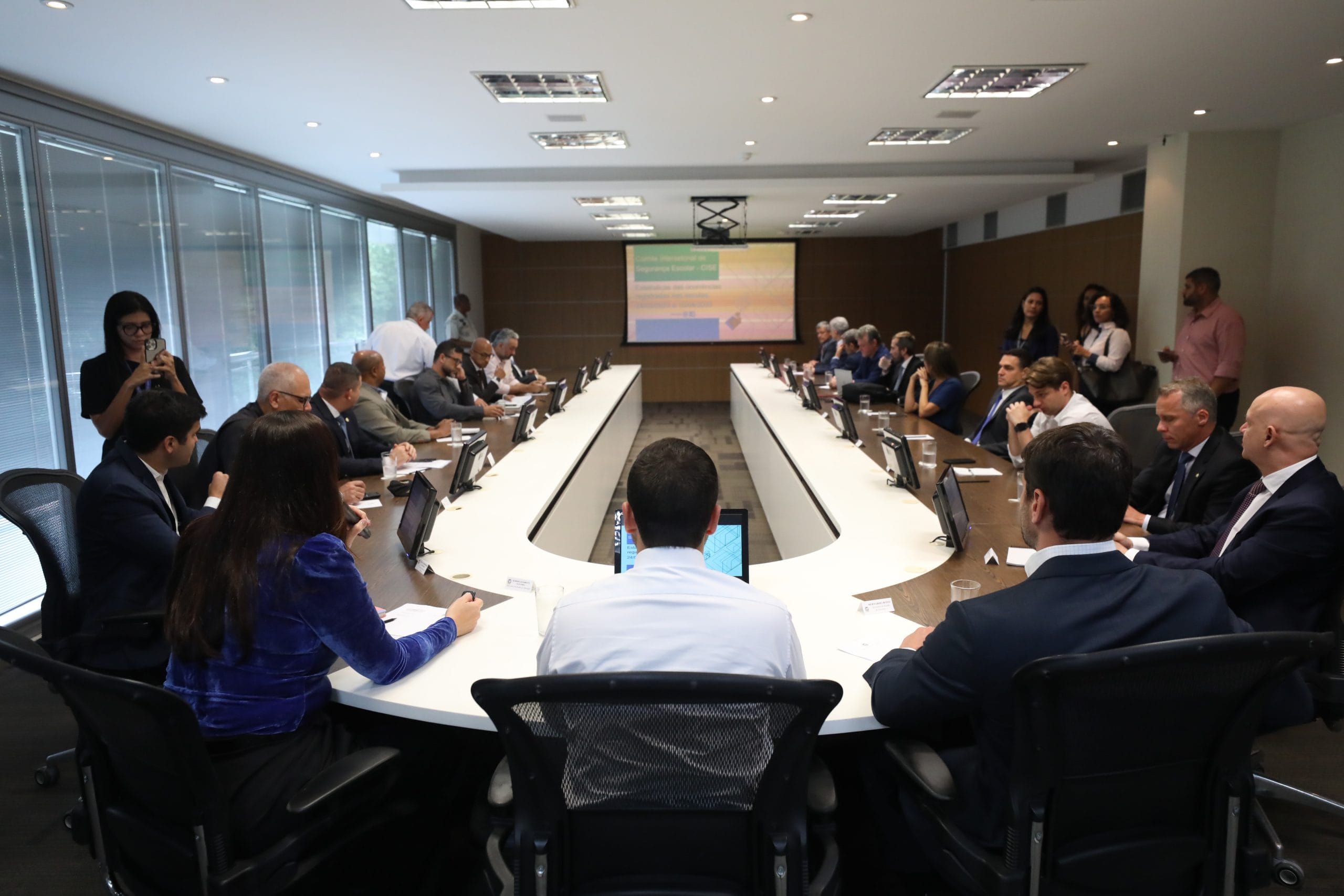 RC_Comitê Intersetorial Segurança Escolar -12