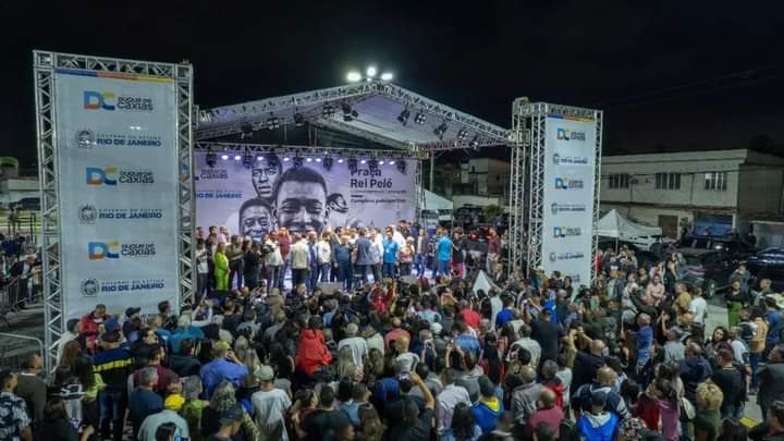 Caxias Pelé no telão