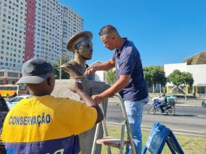 52952128372_31ffda766f_o-300x225