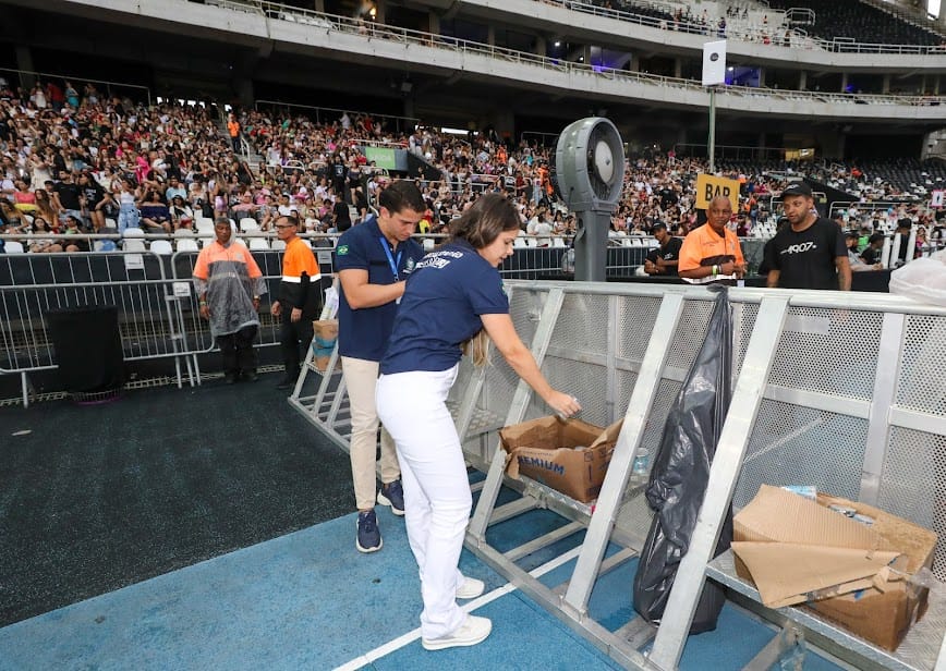 Ações do Governo Show Taylor Swift-56