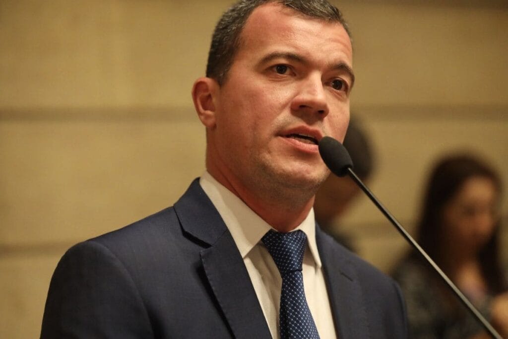 Vereador Rafael Aloísio de Freitas: um mandato focado em obras e entregas à população carioca