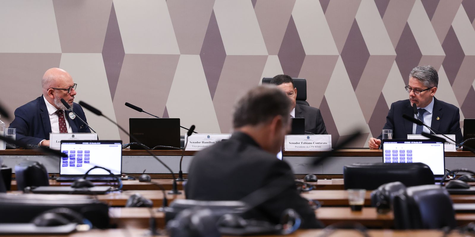 CPI do Crime Organizado convoca ex-governadores e ex-presidente do Banco Central para depoimento