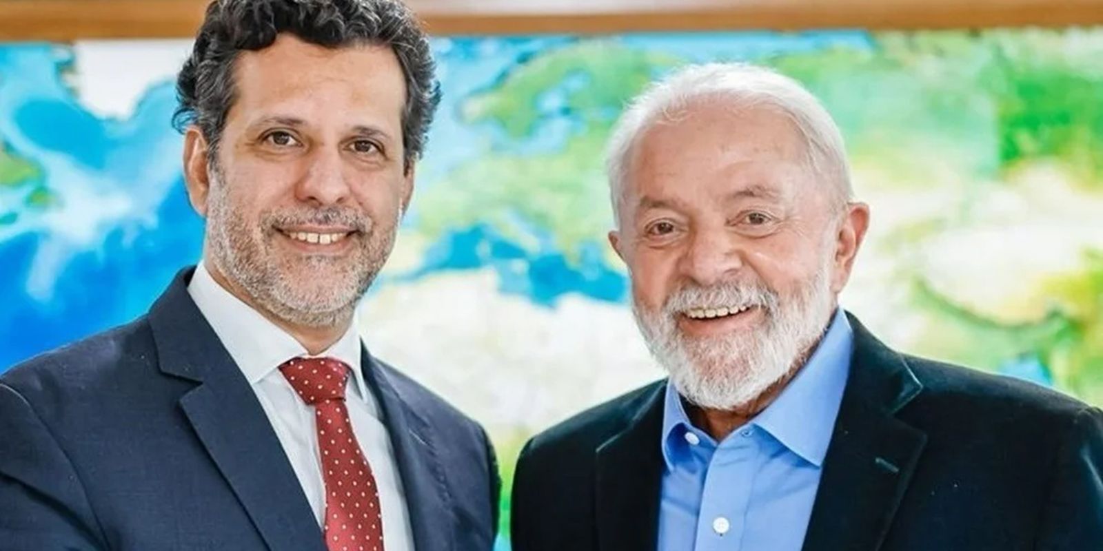 Leonardo Barchini é anunciado como novo ministro da Educação por Lula, com investimentos em obras e conectividade