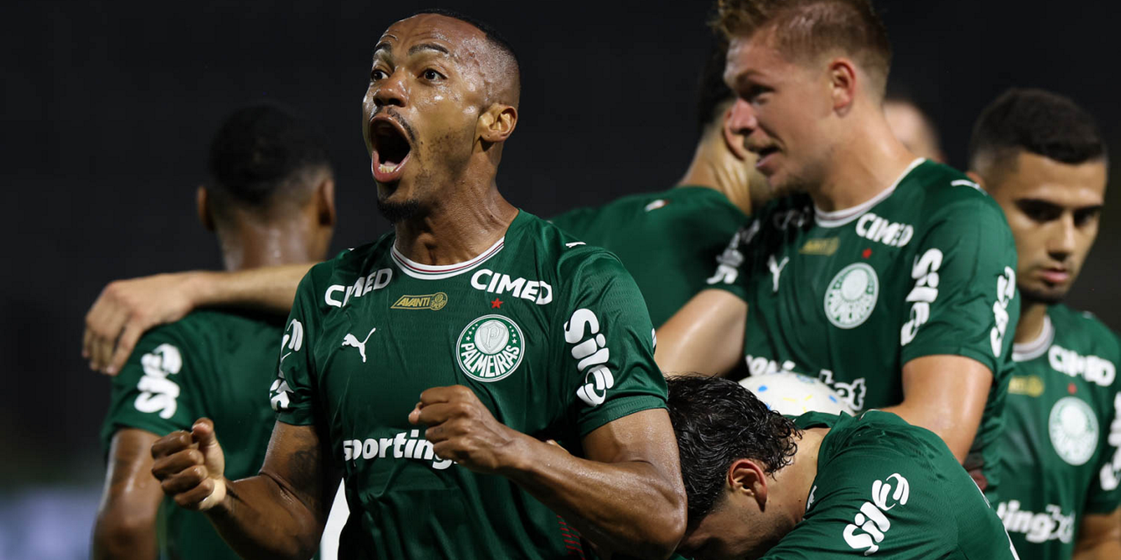 Palmeiras vence Grêmio com destaque para Marlon Freitas e mantém liderança no Brasileirão