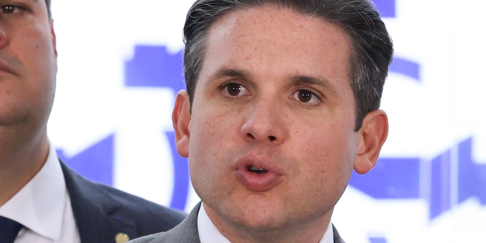 Comissão especial é criada para analisar PEC da redução da escala de trabalho 6×1