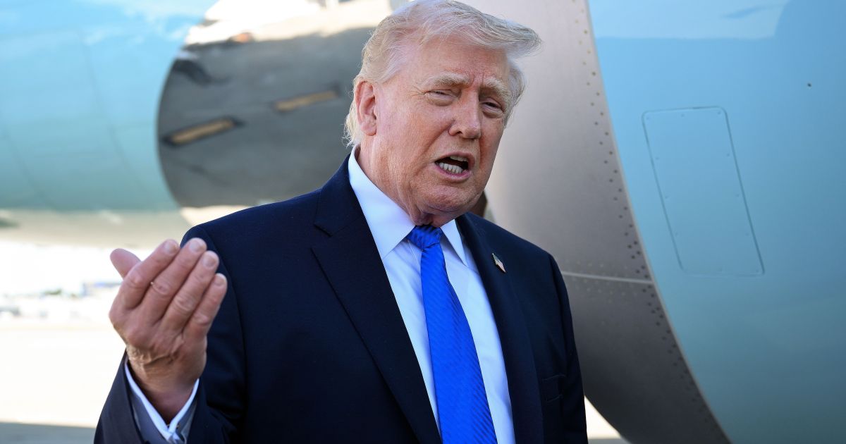 Trump e Irã chegam a acordo de cessar-fogo mediado pelo Paquistão