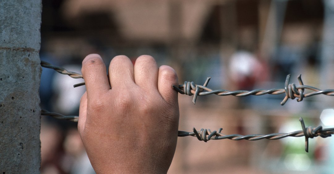 Desafios atuais na saúde mental: o debate sobre manicômios e comunidades terapêuticas no Brasil