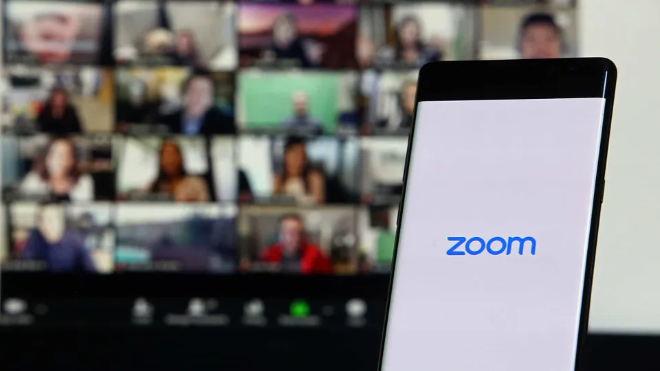 CEO do Zoom projeta mudanças na jornada de trabalho até 2031