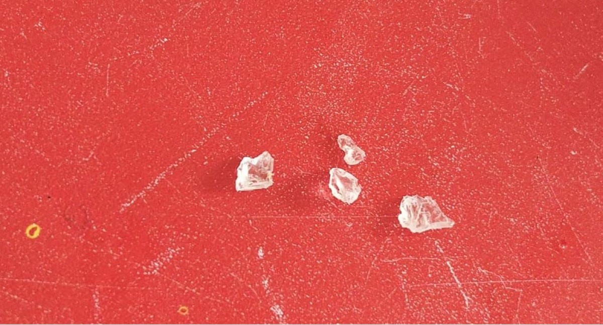 Criança é internada após ingerir suco com pedaços de vidro em restaurante de São Pedro da Aldeia