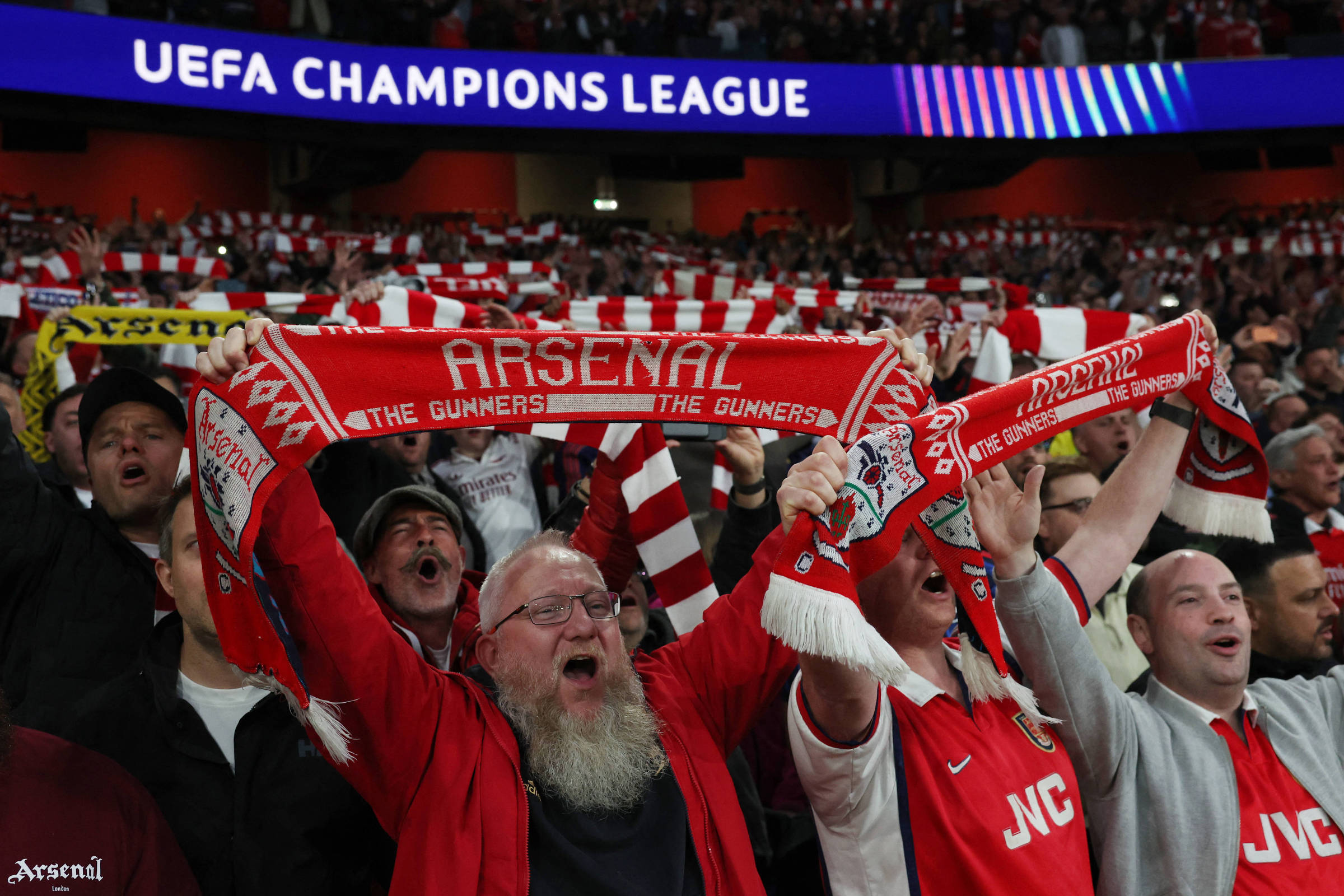 Arsenal em busca da temporada dos sonhos