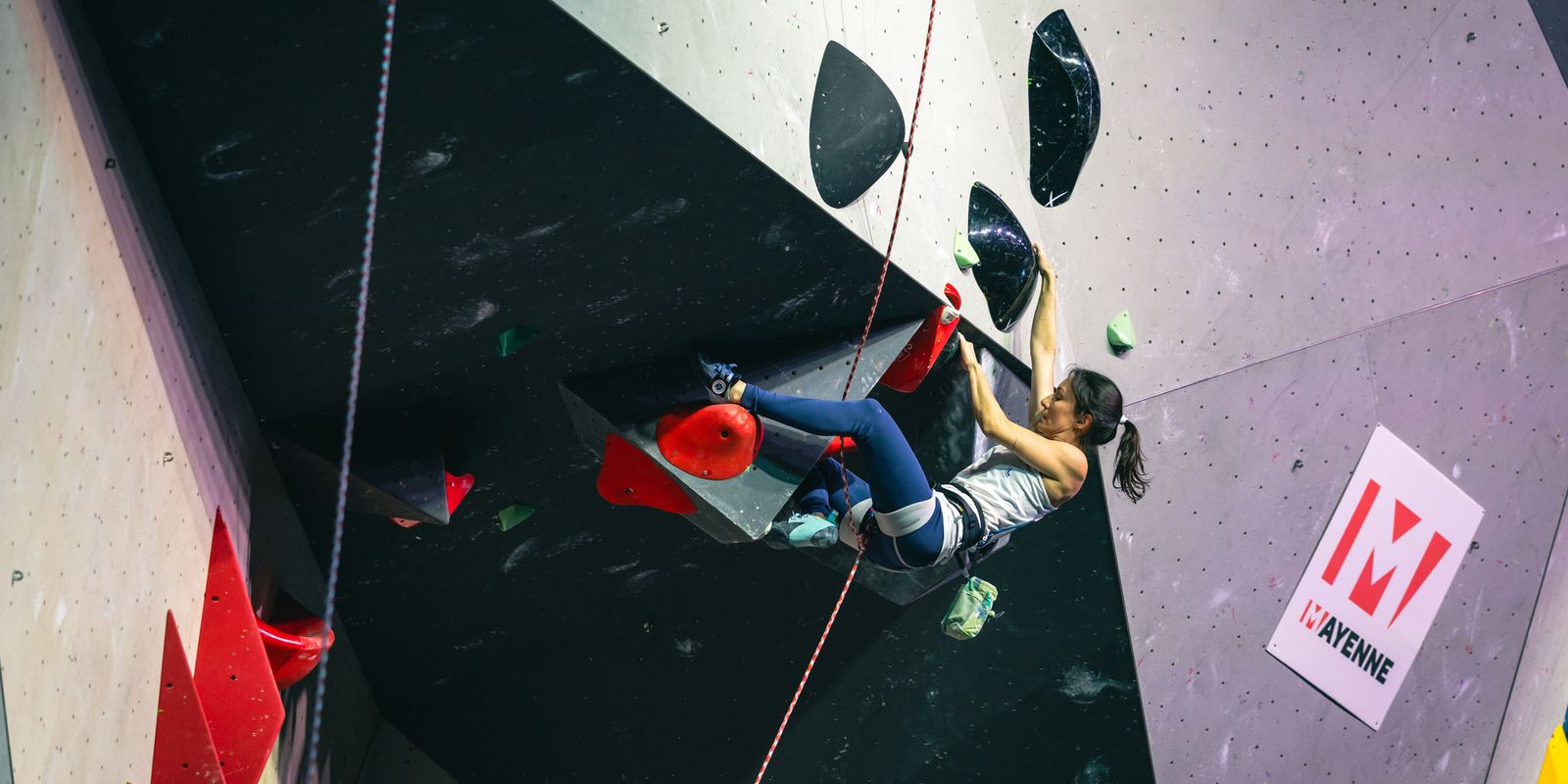 Marina Dias conquista vitória na Copa do Mundo de Paraescalada nos EUA