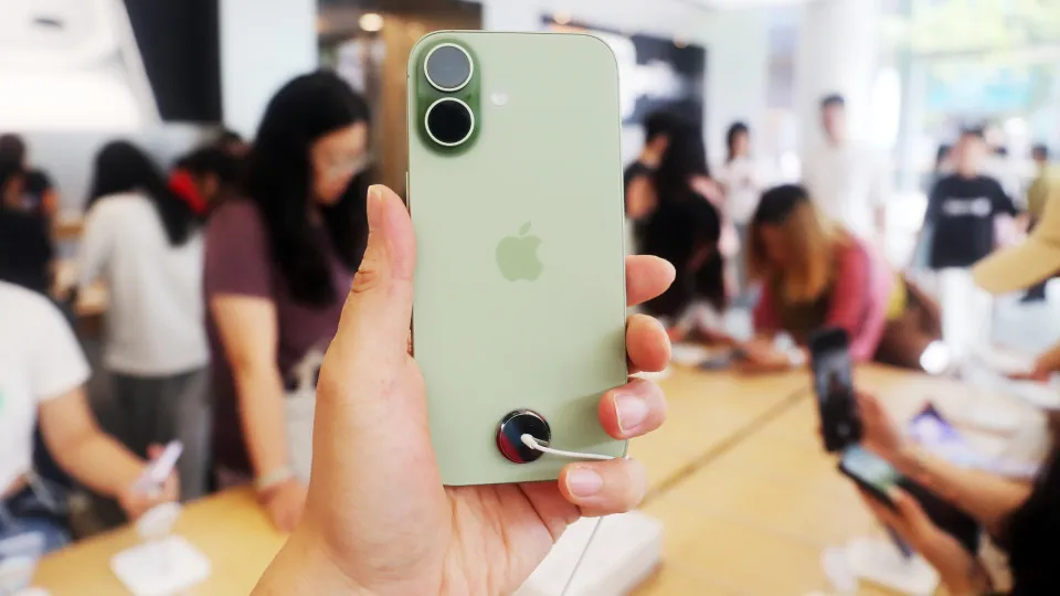 iPhone 17: O celular mais vendido globalmente no início de 2026