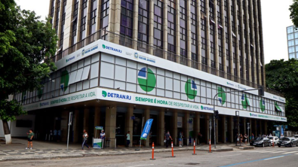 Detran-RJ financia viagem de servidores aos EUA e regulariza gasto de R$ 90 mil posteriormente