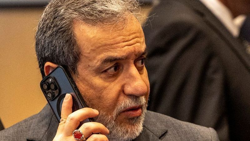 Chanceler do Irã busca apoio na China em meio a conflito com EUA e Israel