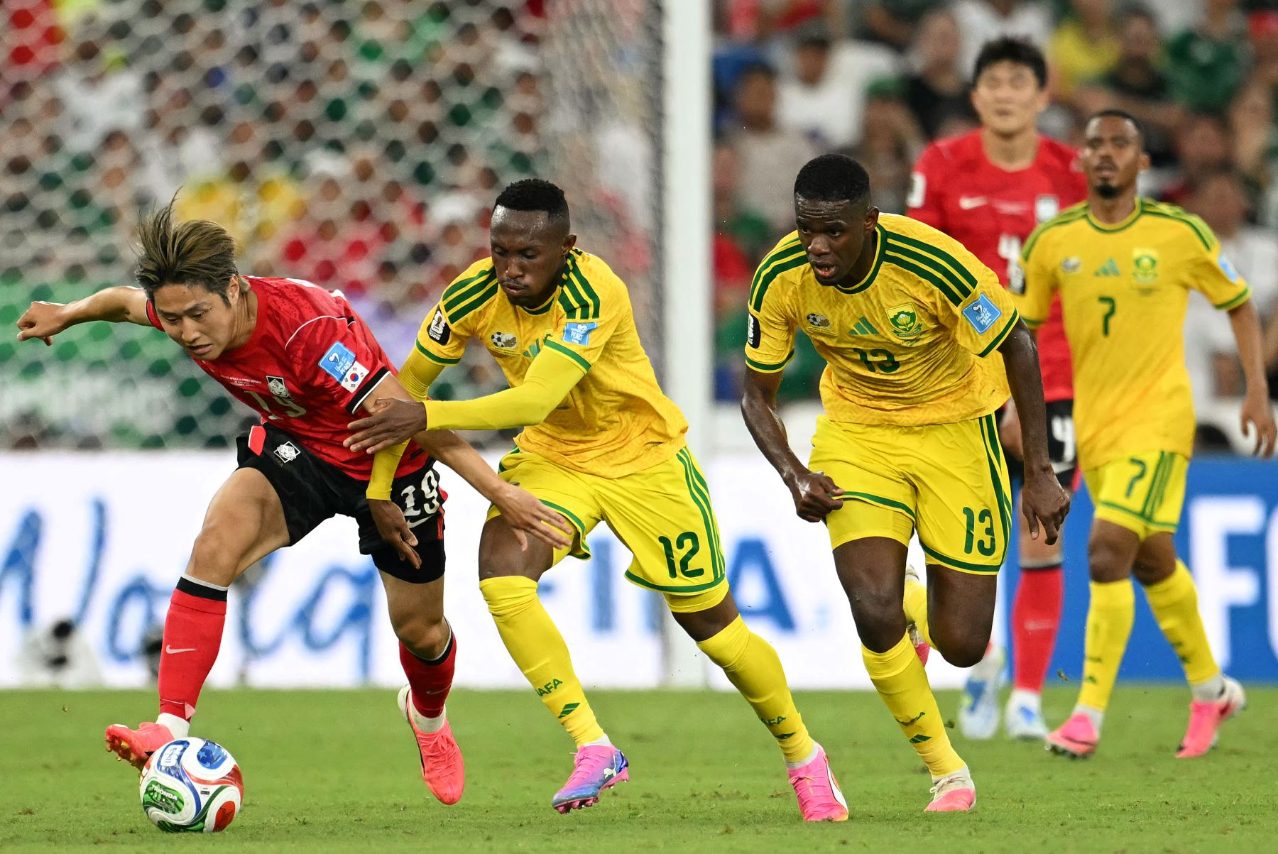 África do Sul vence Coreia do Sul e garante inédita classificação na Copa do Mundo