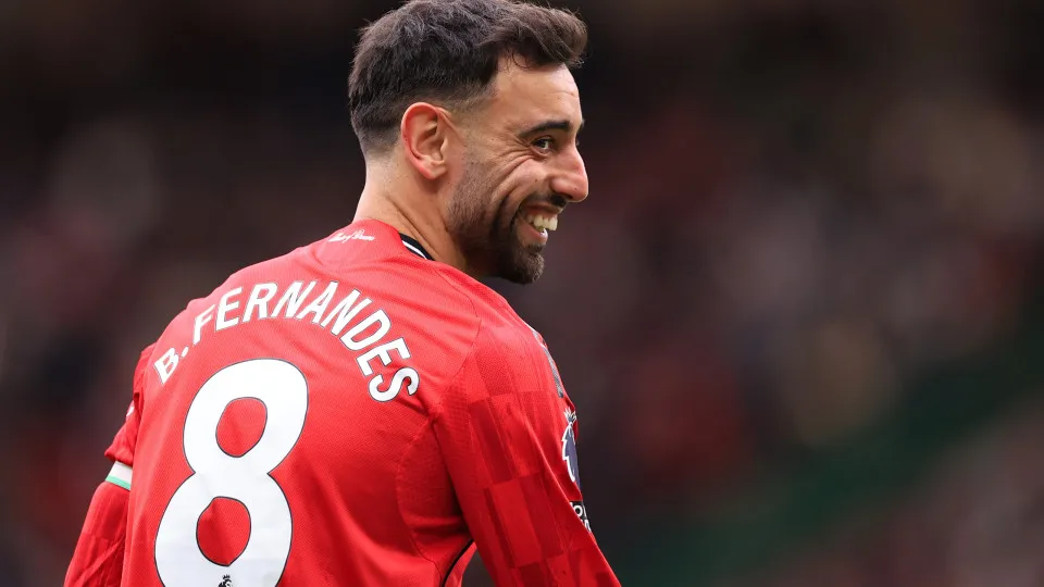 Manchester United planeja renovar contrato de Bruno Fernandes