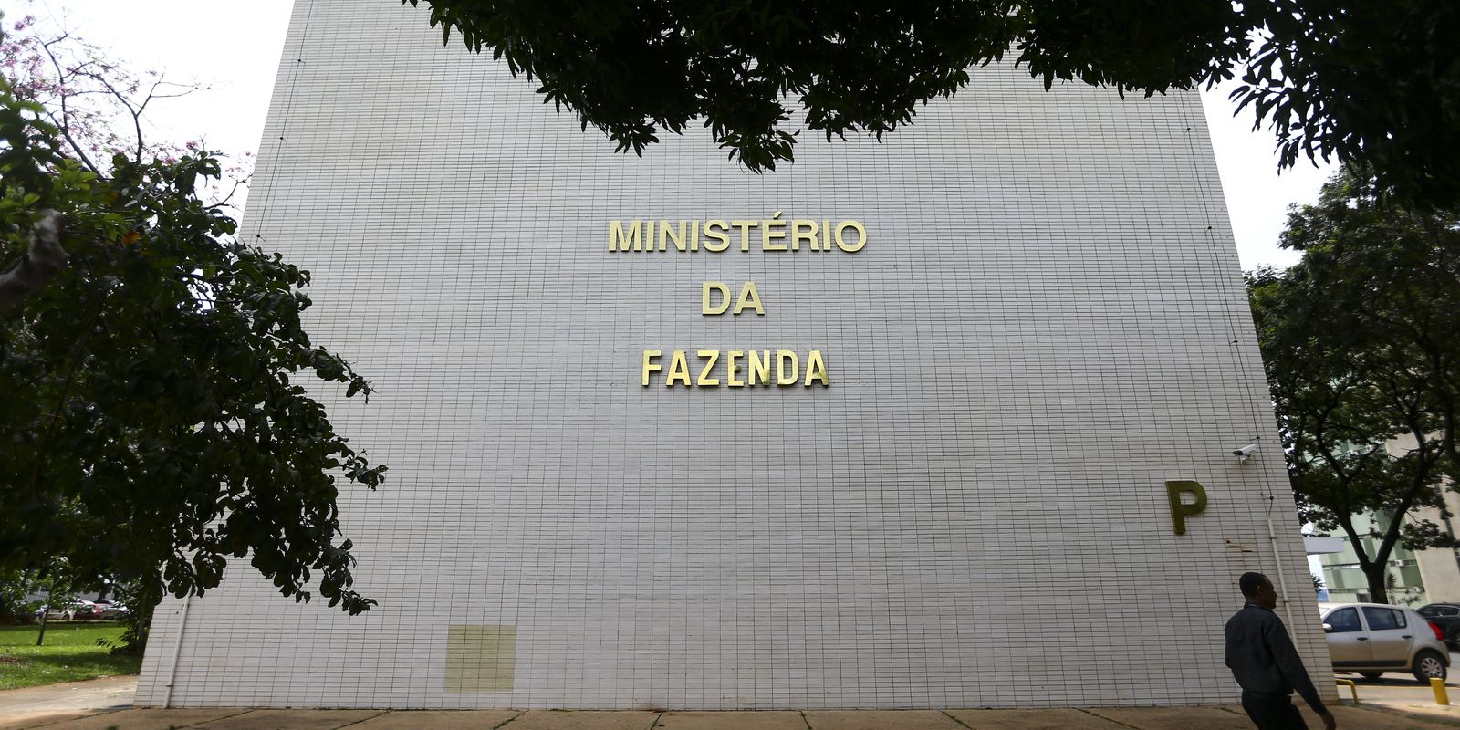 Governo federal planeja recorrer ao STF sobre PEC de agentes de saúde
