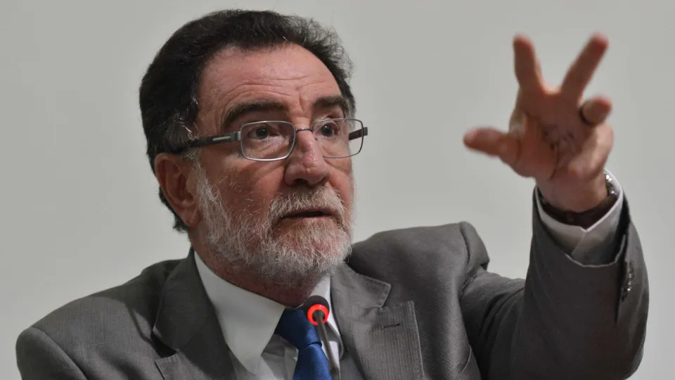 Lula indica Patrus Ananias como candidato ao governo de Minas Gerais