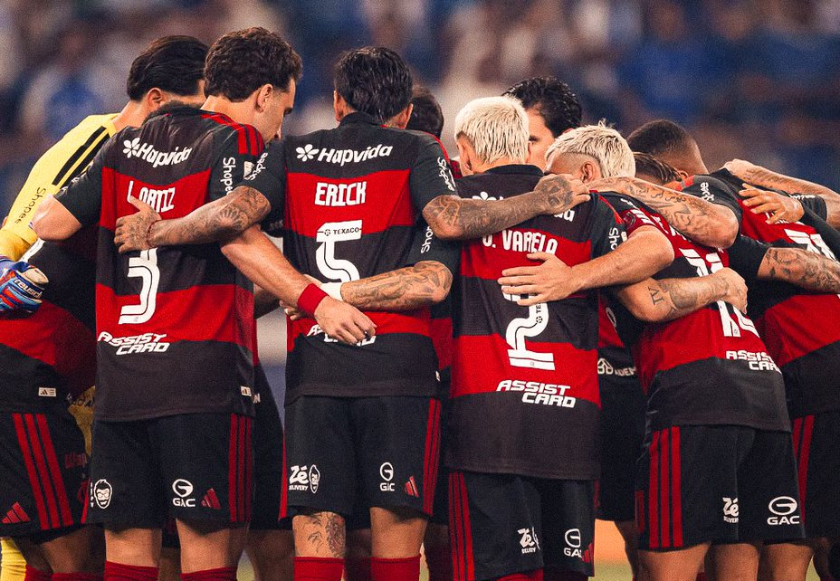 Leonardo Jardim Cobra Reação do Flamengo Após Derrota para o Cruzeiro
