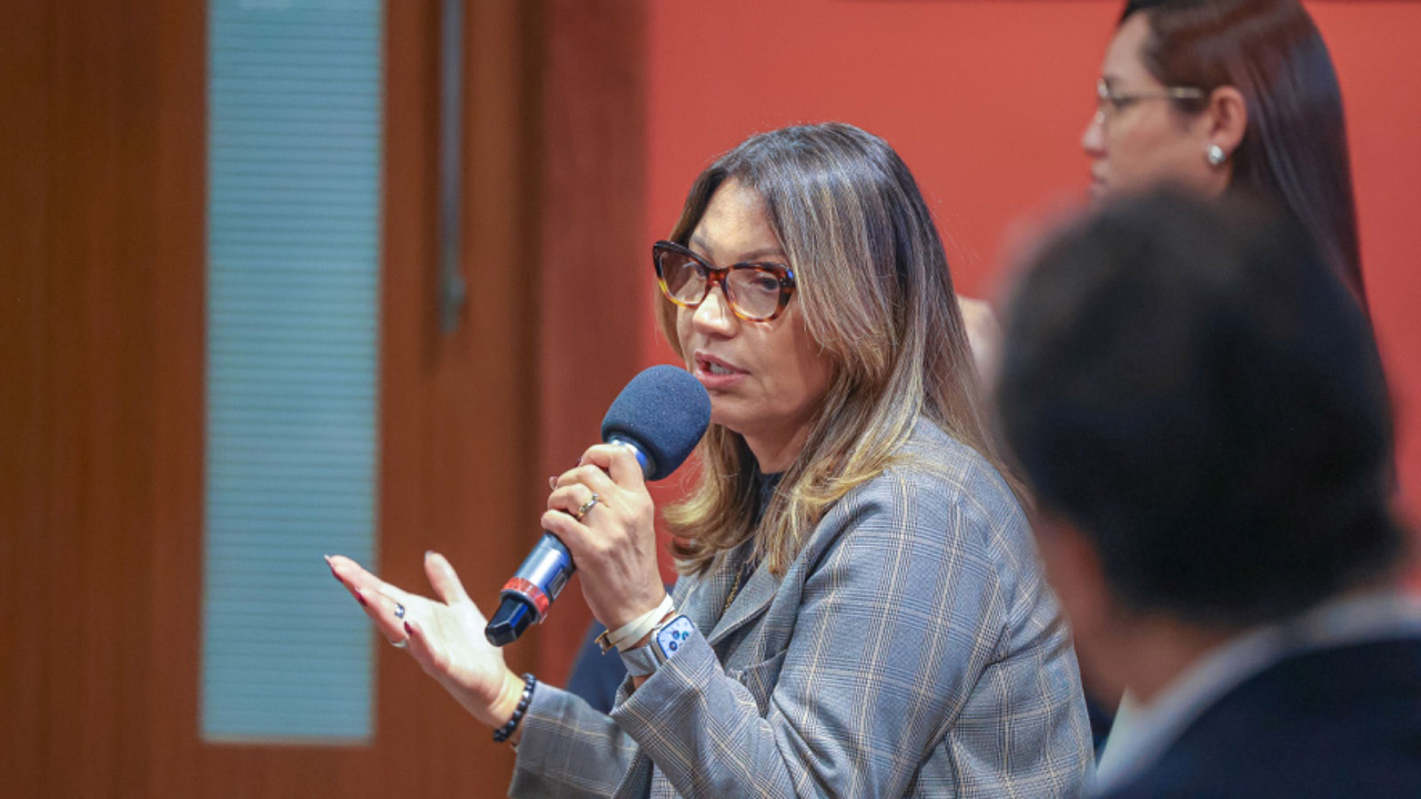Janja Condena Declarações de Renan Santos em Debate e Candidato Reage