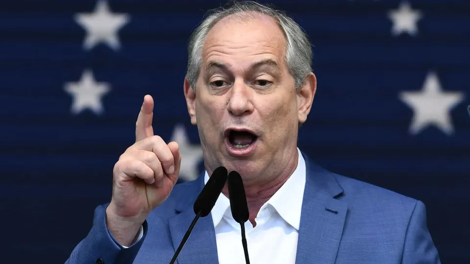 Ciro Gomes Anuncia Contestação Judicial de Eleição no Ceará e Critica STF